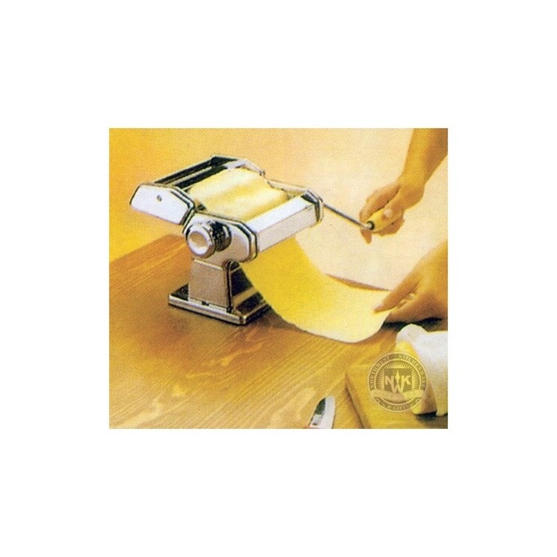 Adjustable
Manual Pasta Sheeter